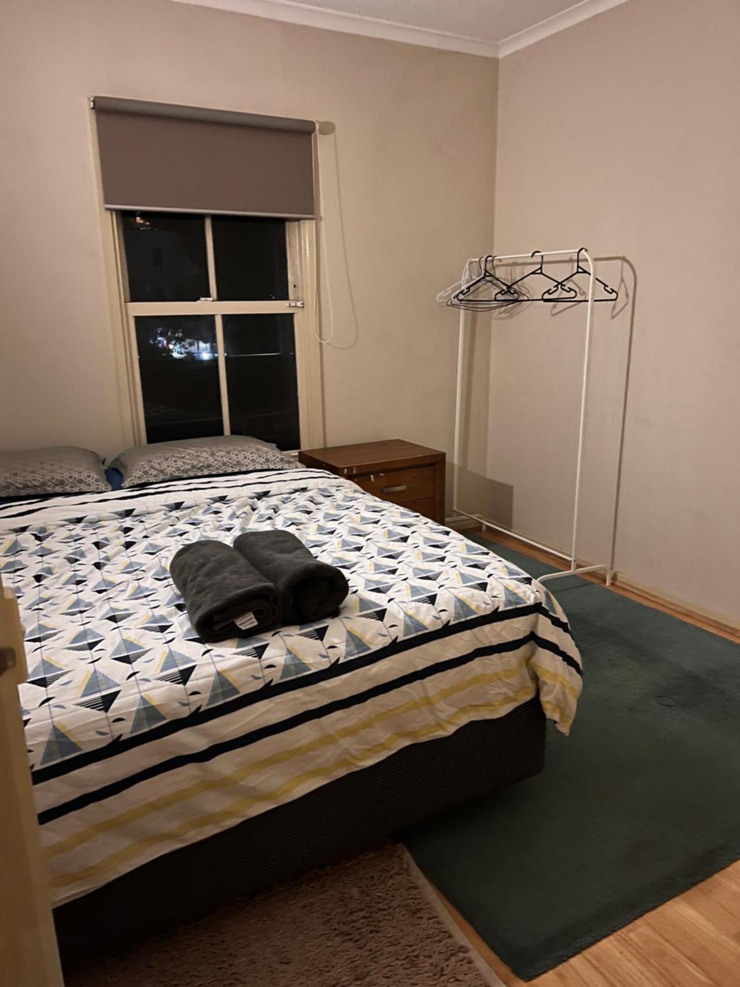 Coventry Gardens Apartment - Melbourne — Photos 1